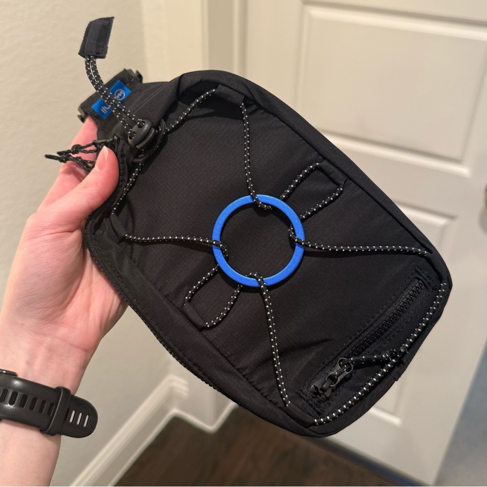 Janji Multipass Mini 1L Sling Bag